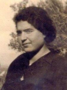 Scopri di più sull'articolo IL SOGNO DI MAMMA NATUZZA EVOLO LA REALIZZAZIONE DEL SANTUARIO PARAVATI